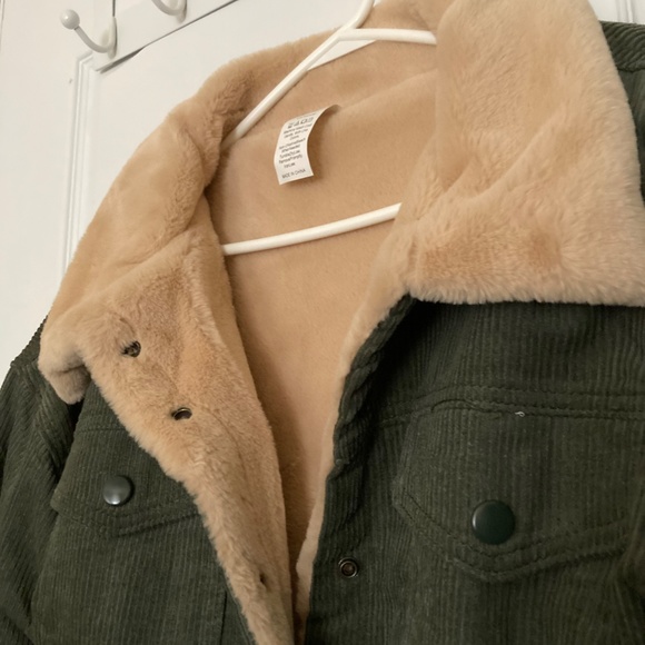 Sherpa Lined Green Corduroy Jacket - Picture 2 of 6